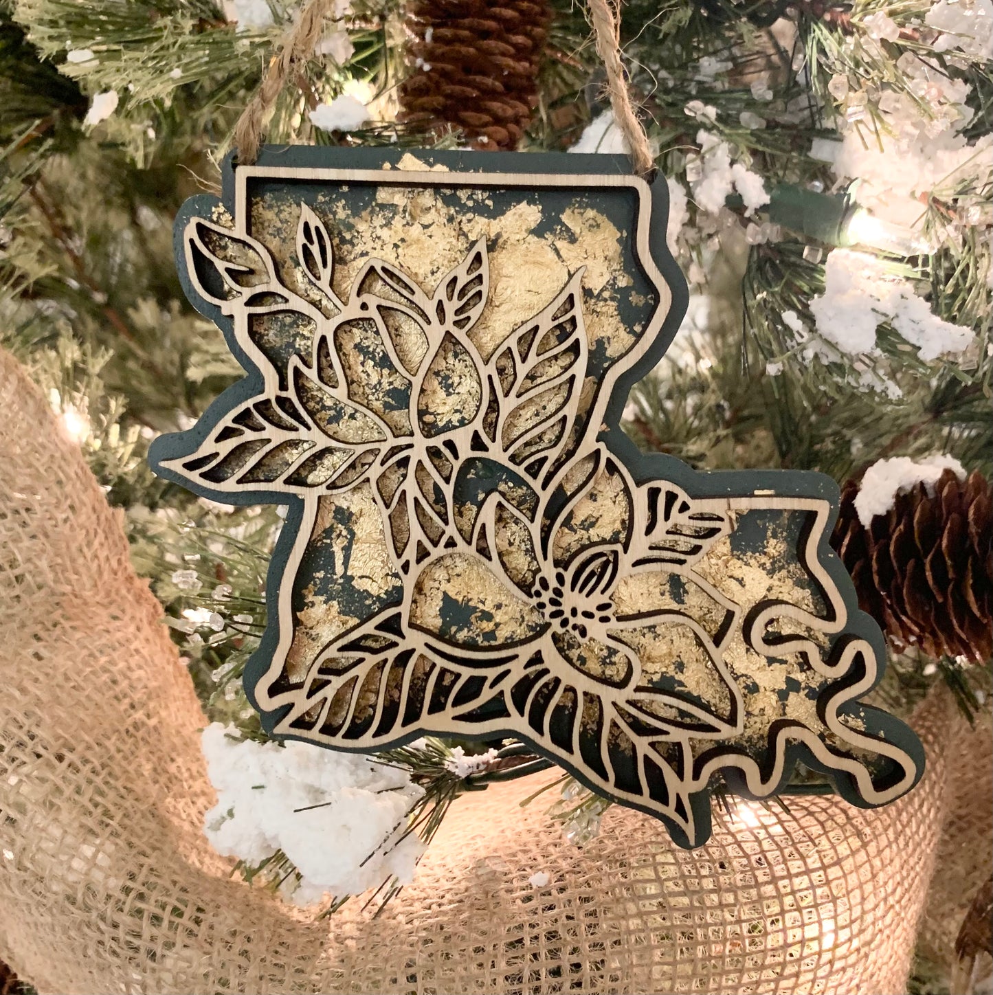 Louisiana magnolia ornament